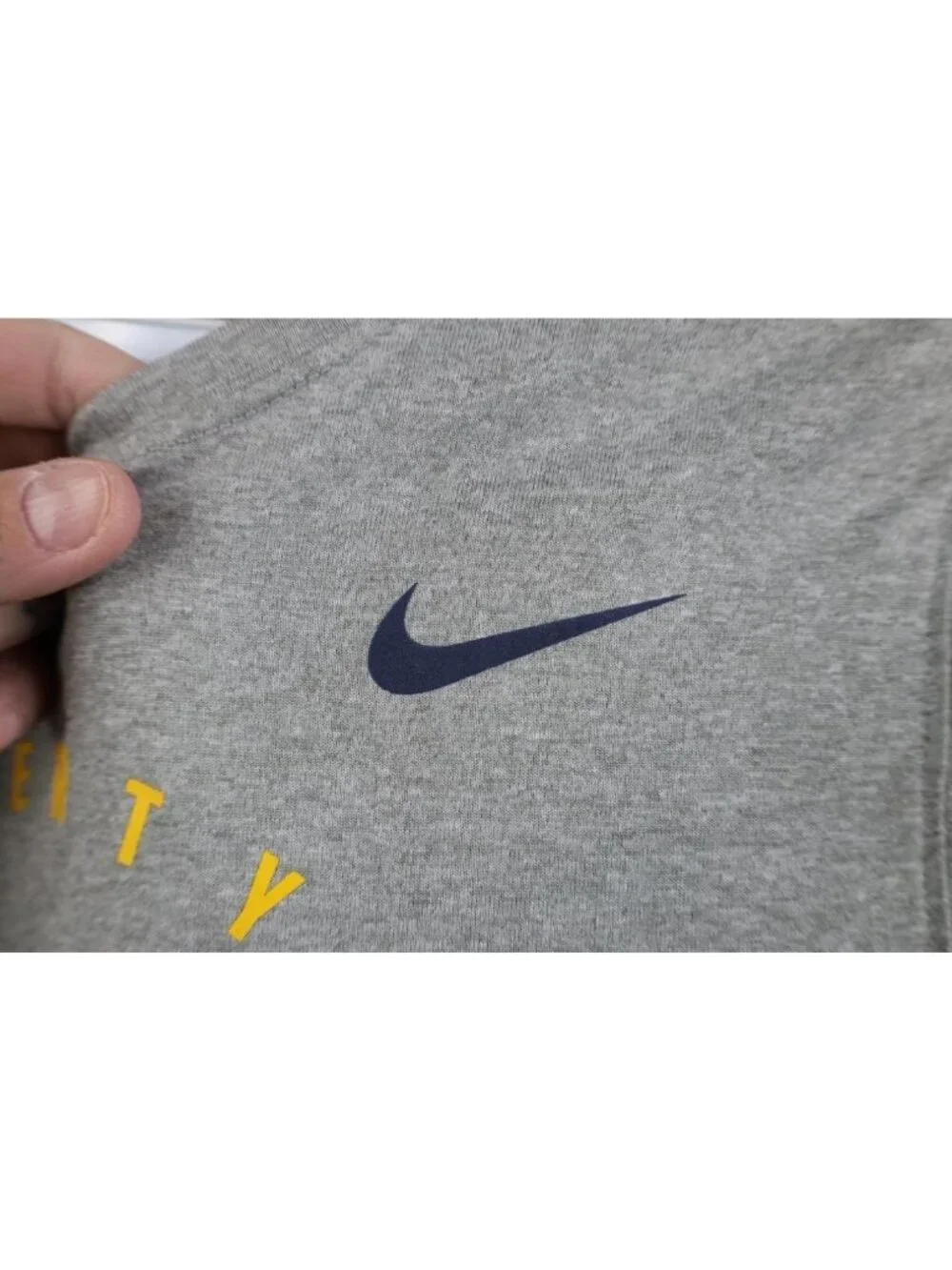 Nike Womens XL Athletic Cut University of Michigan Short Sleeve T-Shirt Gray